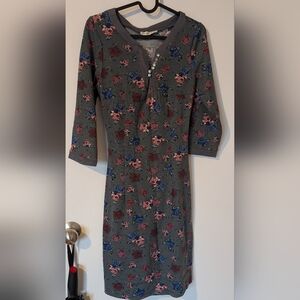 Floral V-Neck Midi Dress in Gray with Pink & Blue Blooms